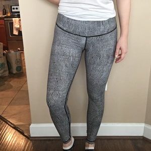 Lululemon Wunder Under pants