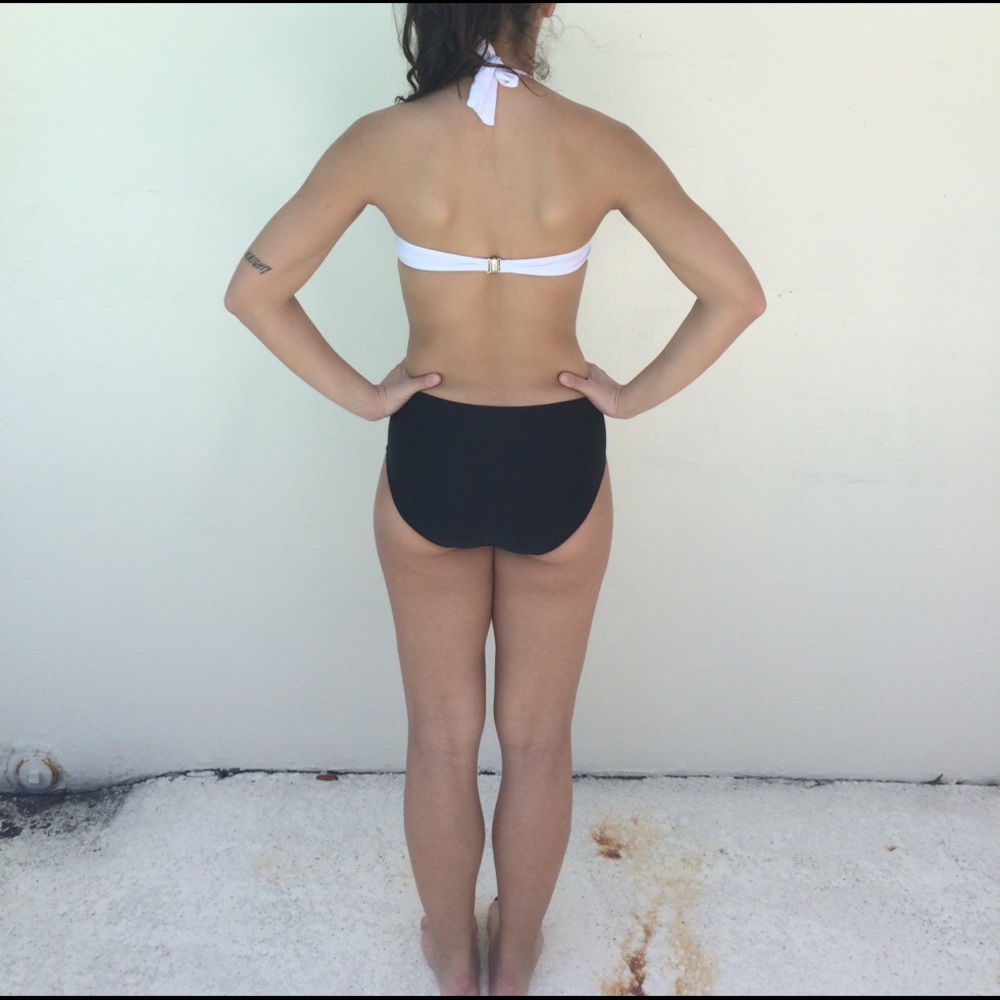 Bathing suit - Picture 3 of 5