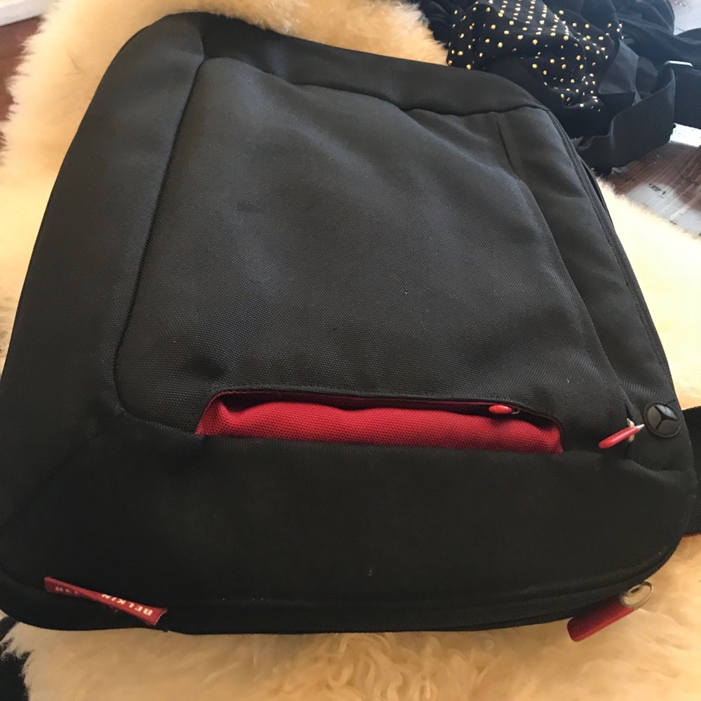 Laptop bag