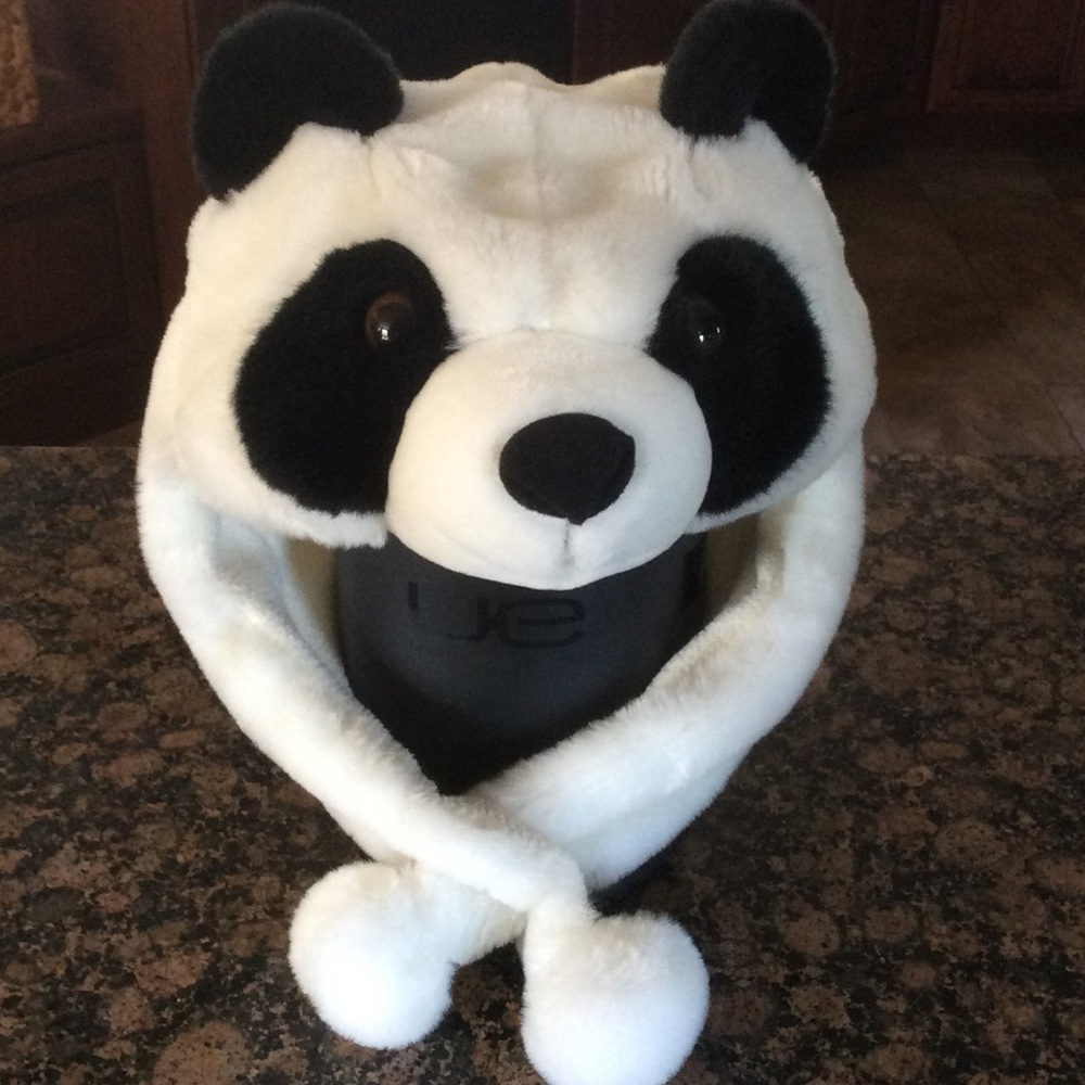 A Children's panda hat from China