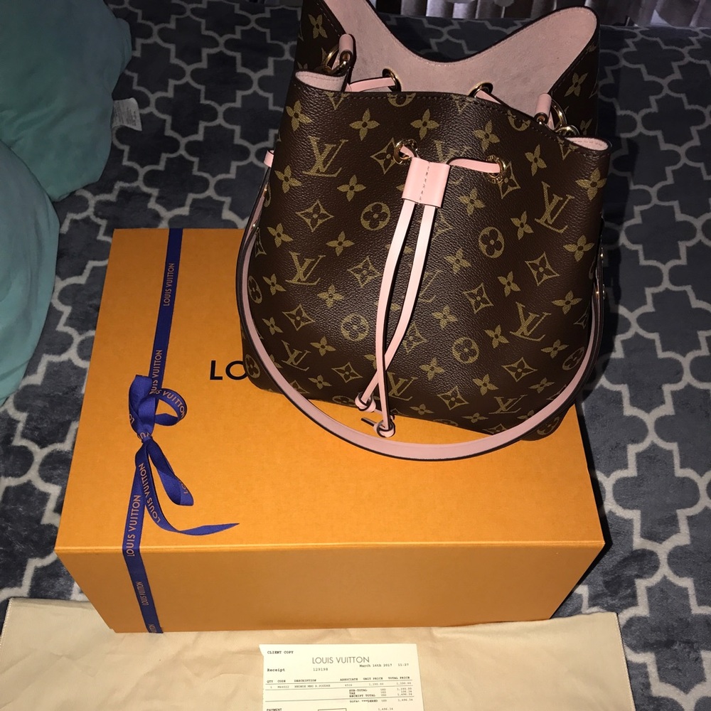 Louis Vuitton neo noe in poudre