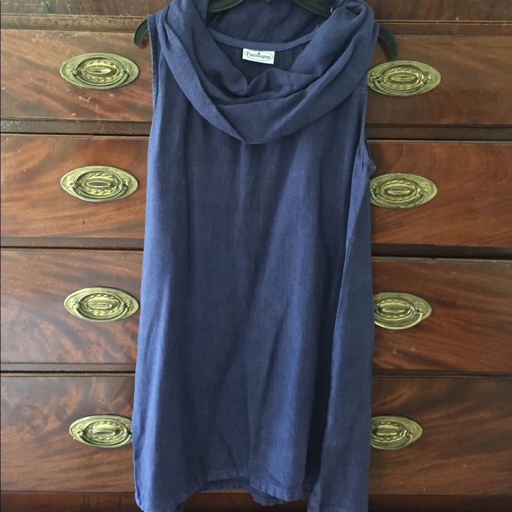 Sleeveless tunic