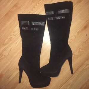 Black heel boots