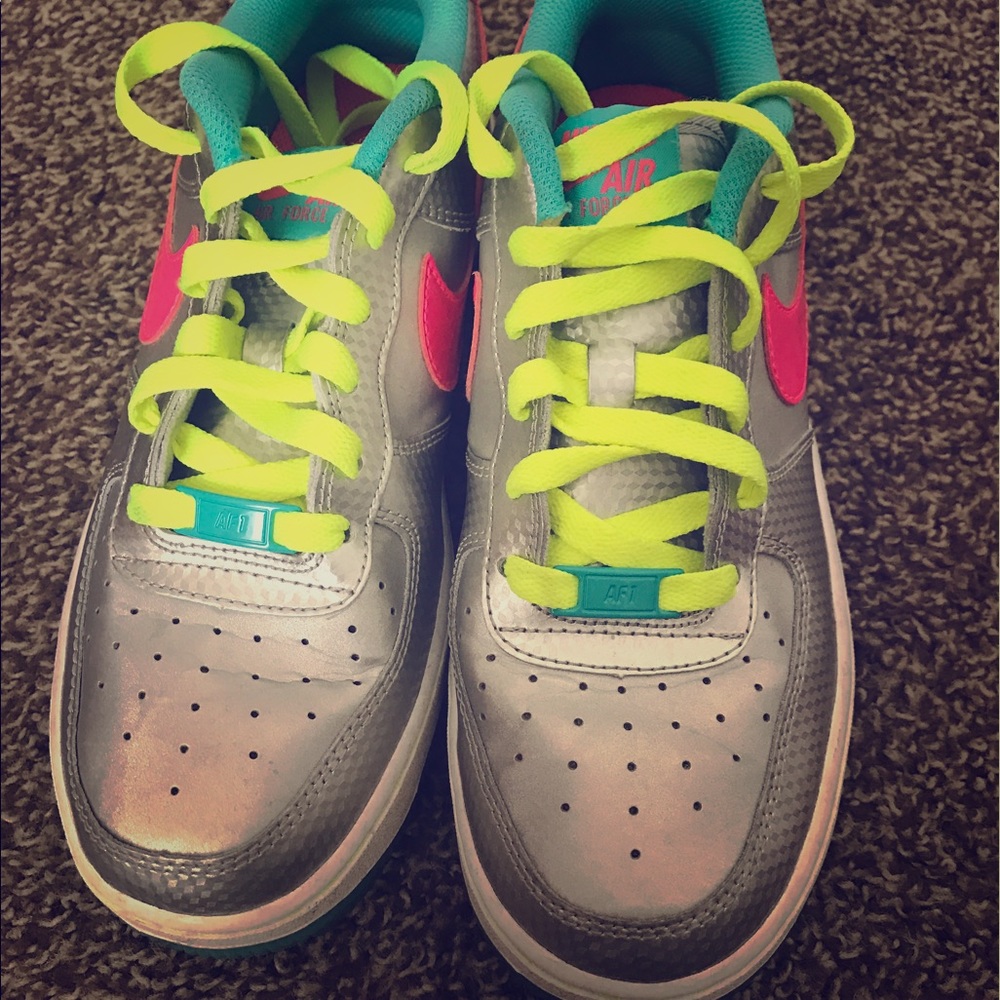 Girls Nike Gym Shoes