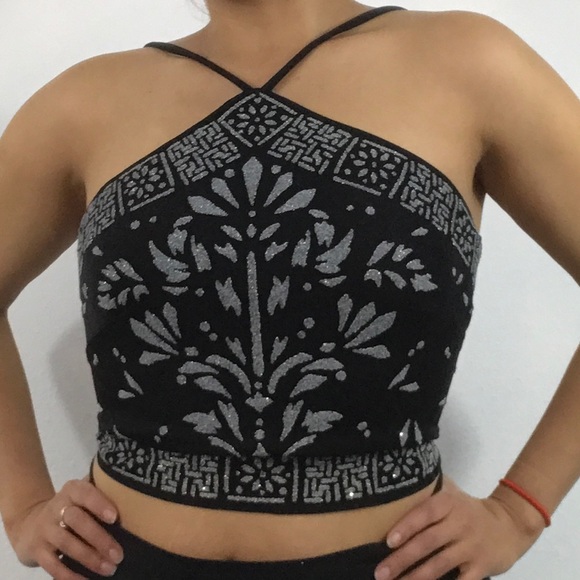 Cache Tops - Cache Crop Top