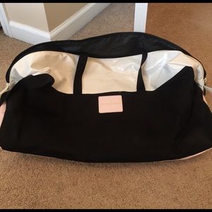 Good condition Victoria's Secret duffle bag