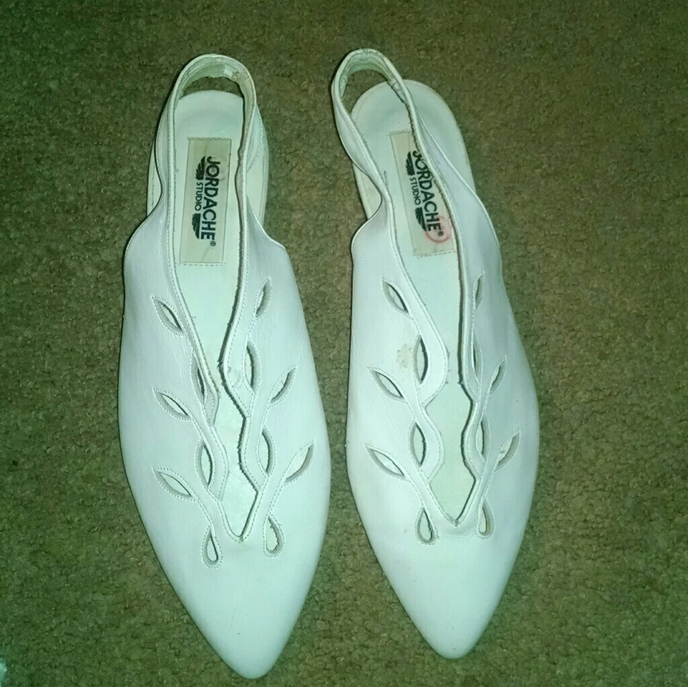 Jordache vintage white leather sandals size 9