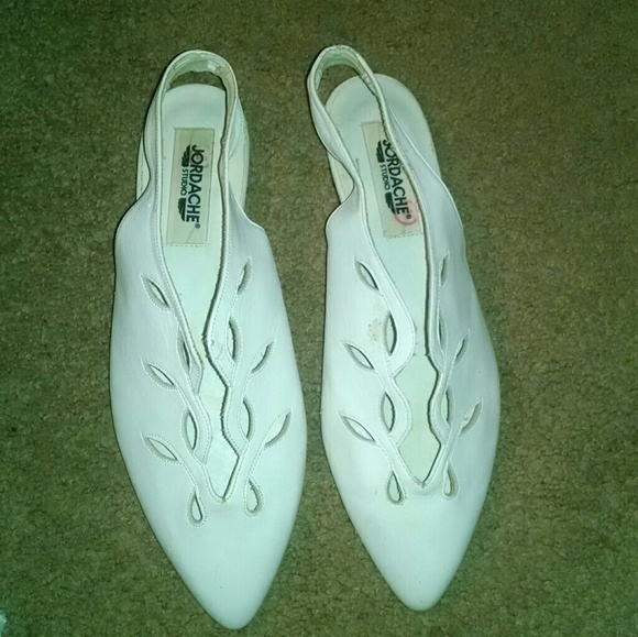 Jordache vintage white leather sandals size 9
