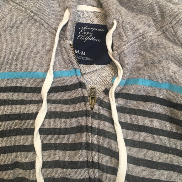 AEO Jacket Size M - Picture 2 of 3
