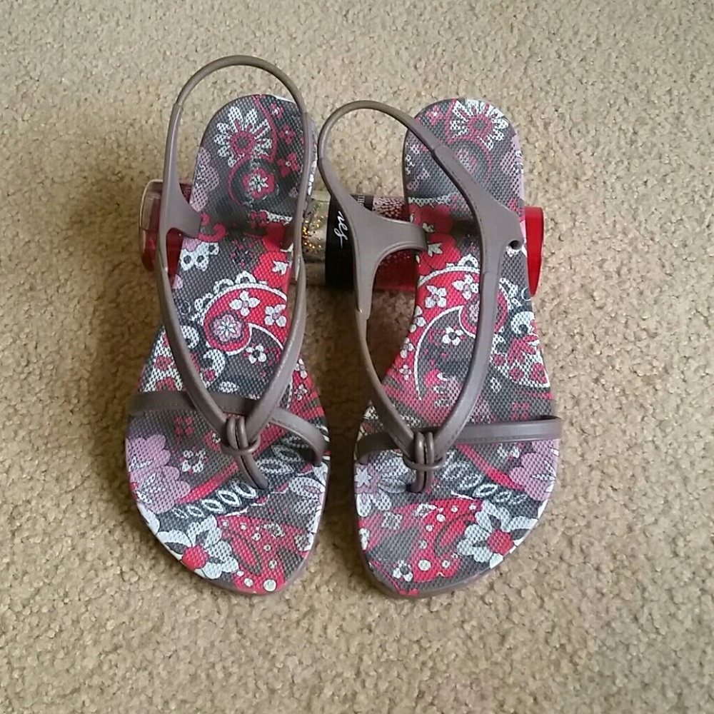 Old Navy sandals