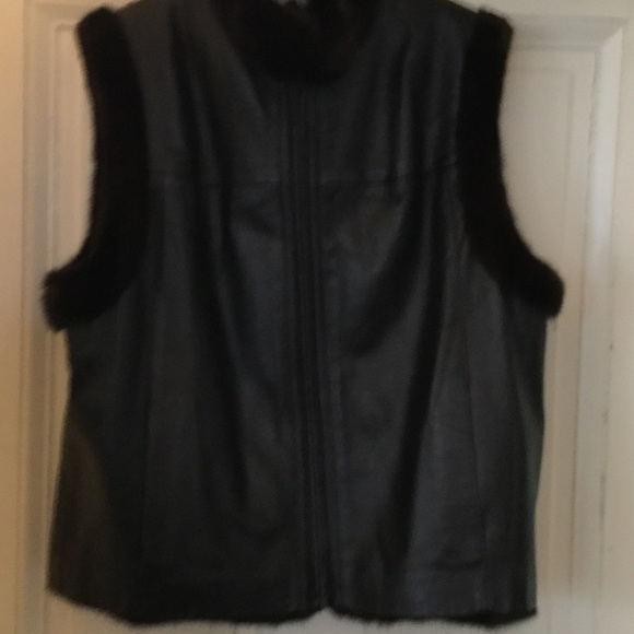 Luxurious reversible mink/leather vest Lg - Picture 3 of 7
