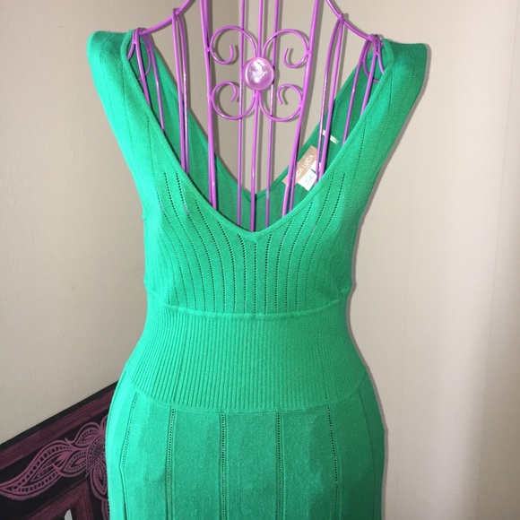 NEED GONE BY 9/15/22 - Brand New Deep V Neck Green Easter Knitted Dress - Picture 3 of 7