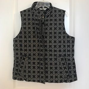 NWOT black and white Liz Claiborne vest