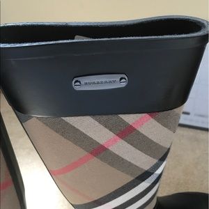 Burberry Rainboots