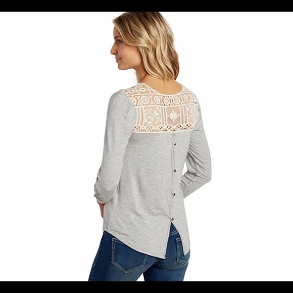 Gray Blouse with Crotched York - Picture 2 of 2