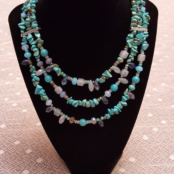 Jewelry - Turquoise Stone & Crystal Necklace