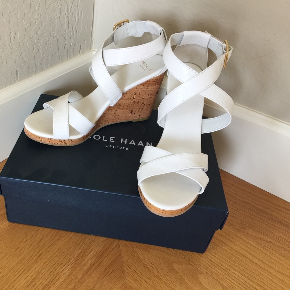 💥💥Host Pick!!!💥💥Cole Haan Wedge Sandals