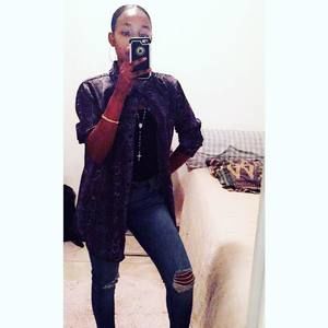 Meet your Posher, Nicole