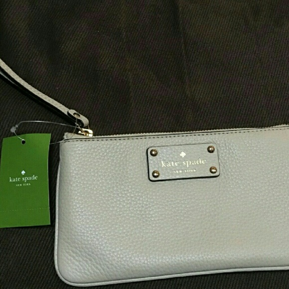 Kate Spade Wristlet ((sold)) - Picture 8 of 8