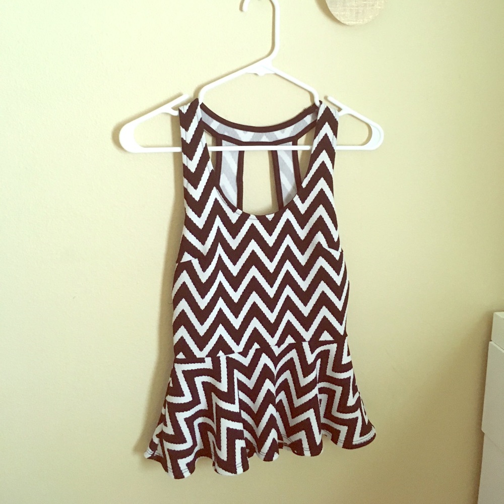 Like new zigzag dressy shirt