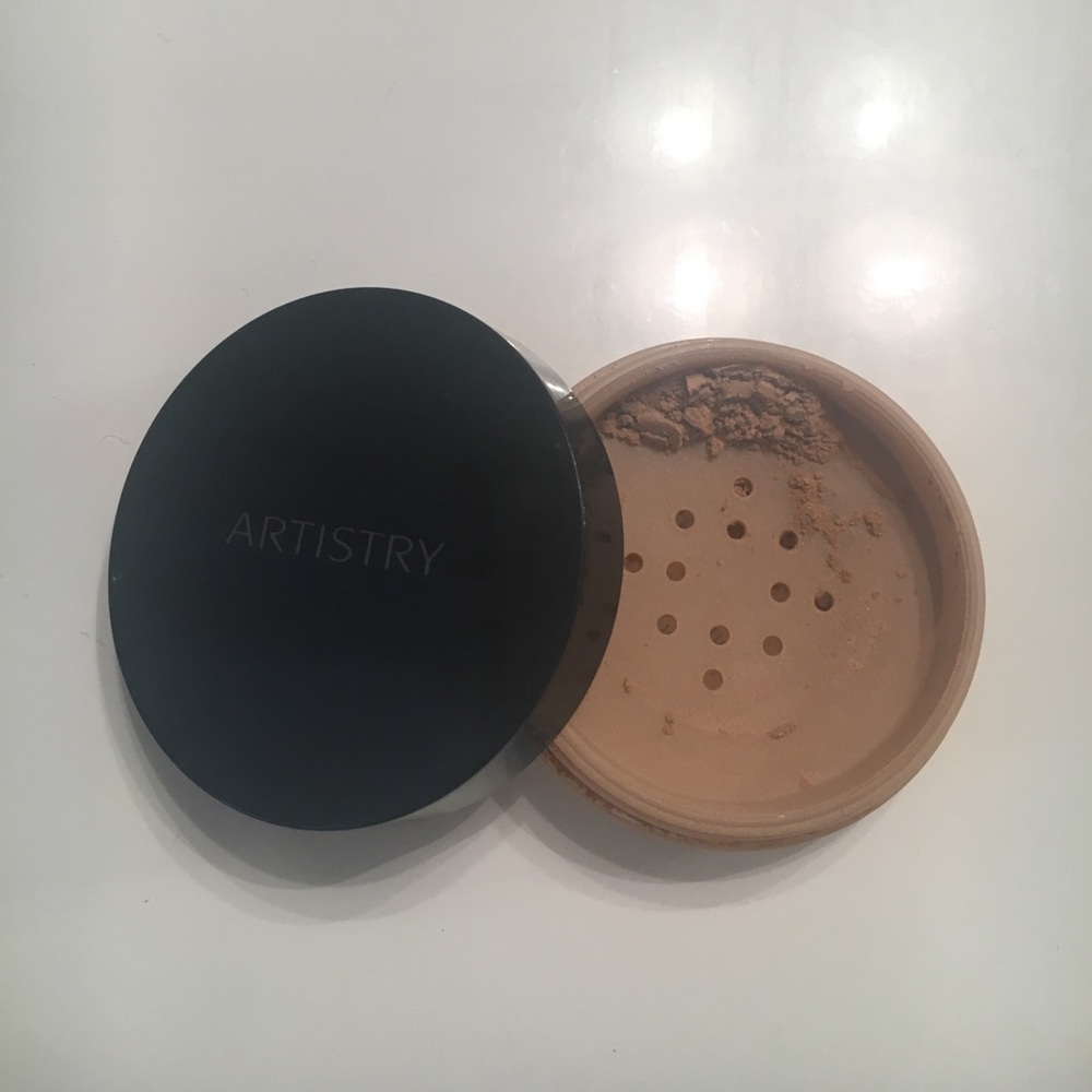 Artistry Powder