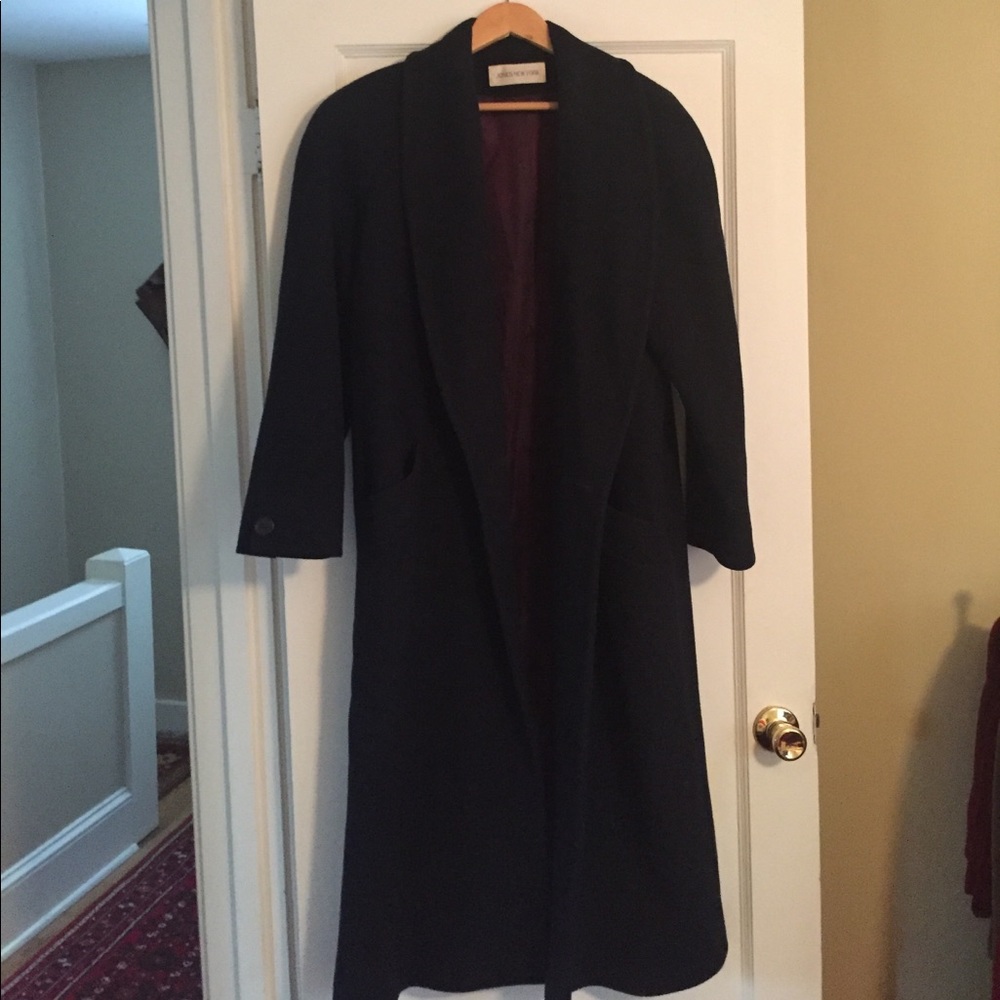 Full length wool winter coat. Navy blue.