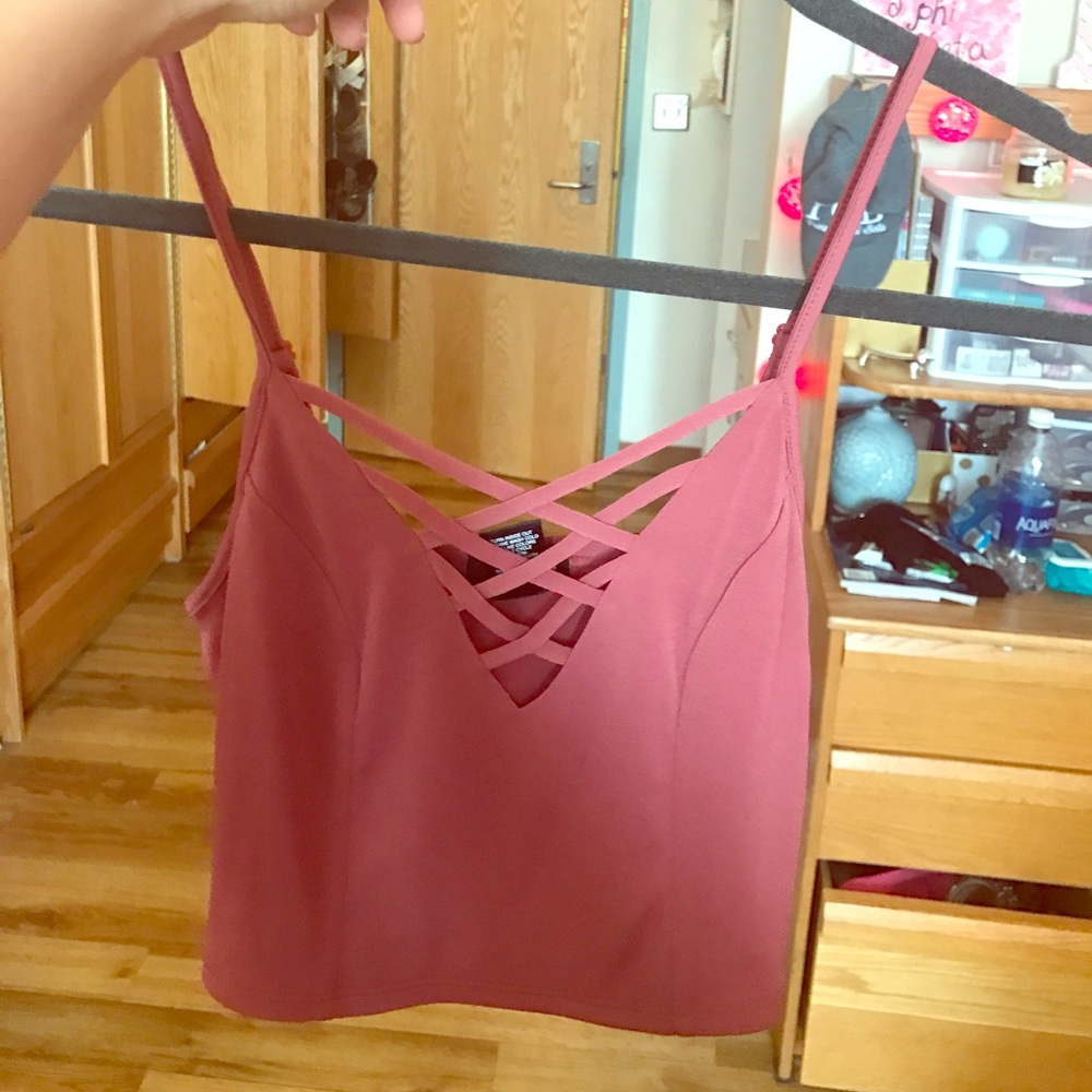 Low v crop top