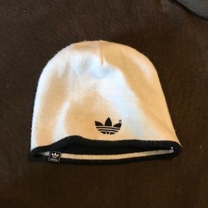 Reversible white and black Adidas beanie