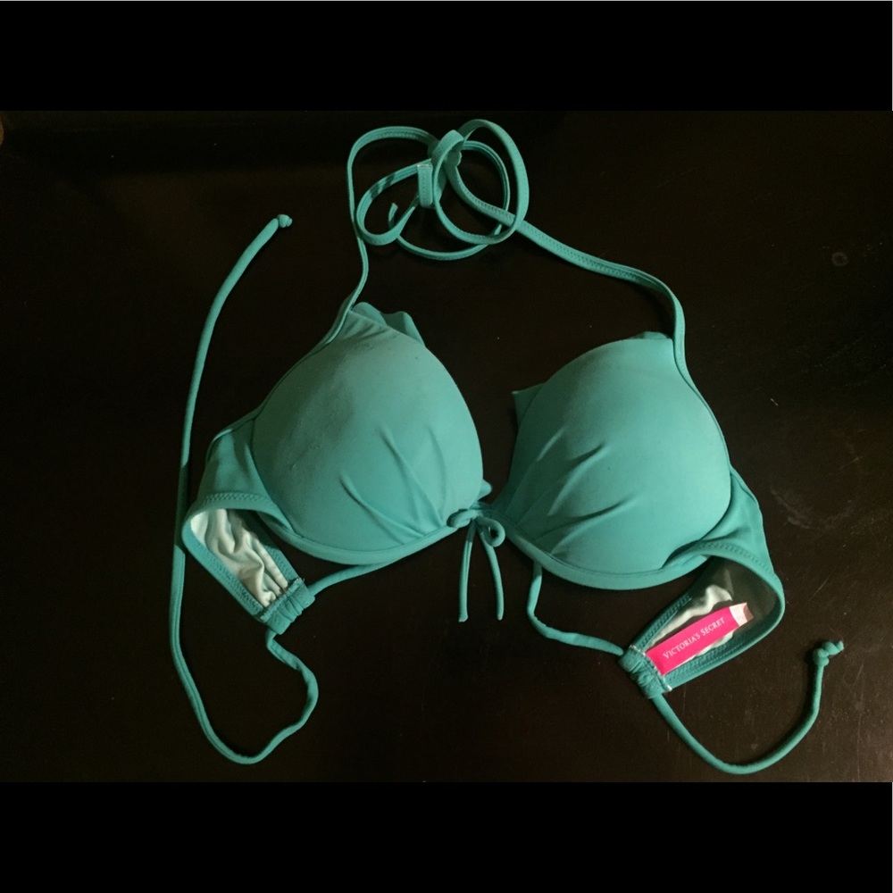 Victoria's Secret bikini top 34b