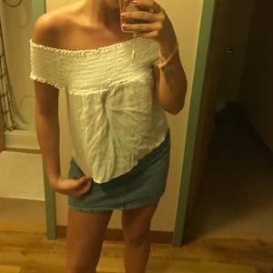 brandy Melville off the shoulder shirt
