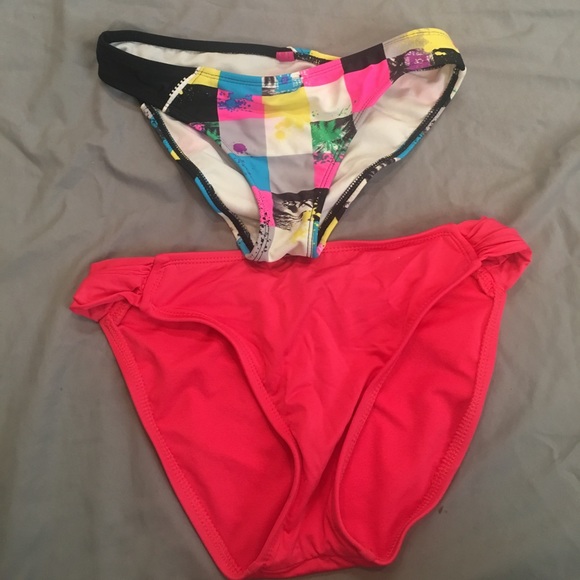 2 swimsuit bottoms - Picture 3 of 3