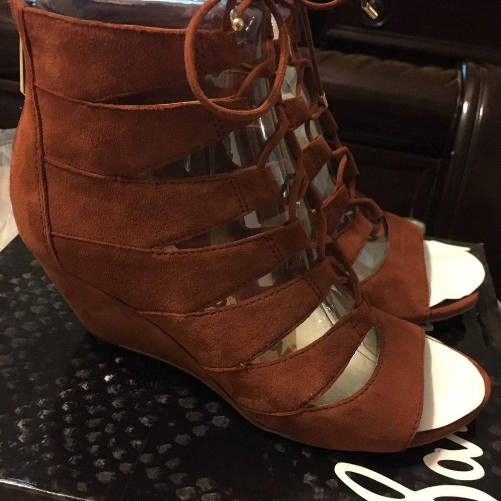 Sam edelman santina suede lace up 6.5