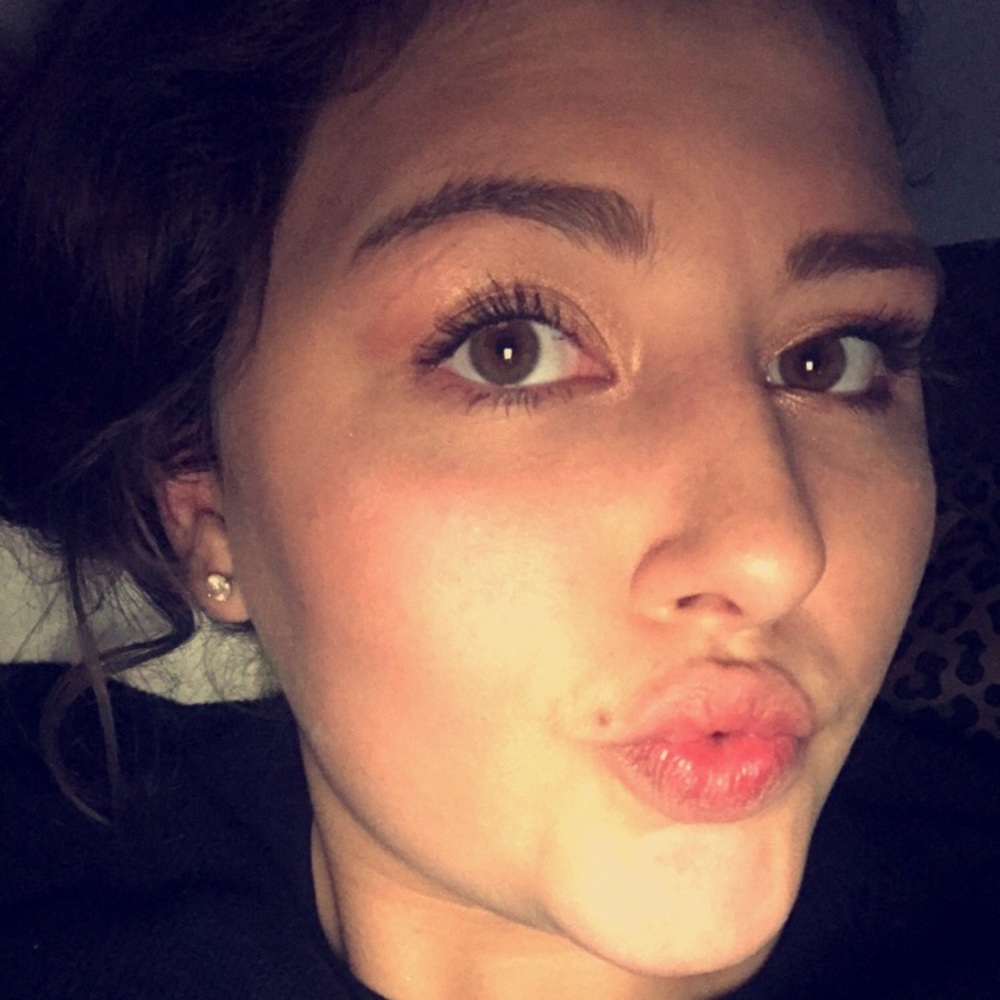 Meet your Posher, Natalie