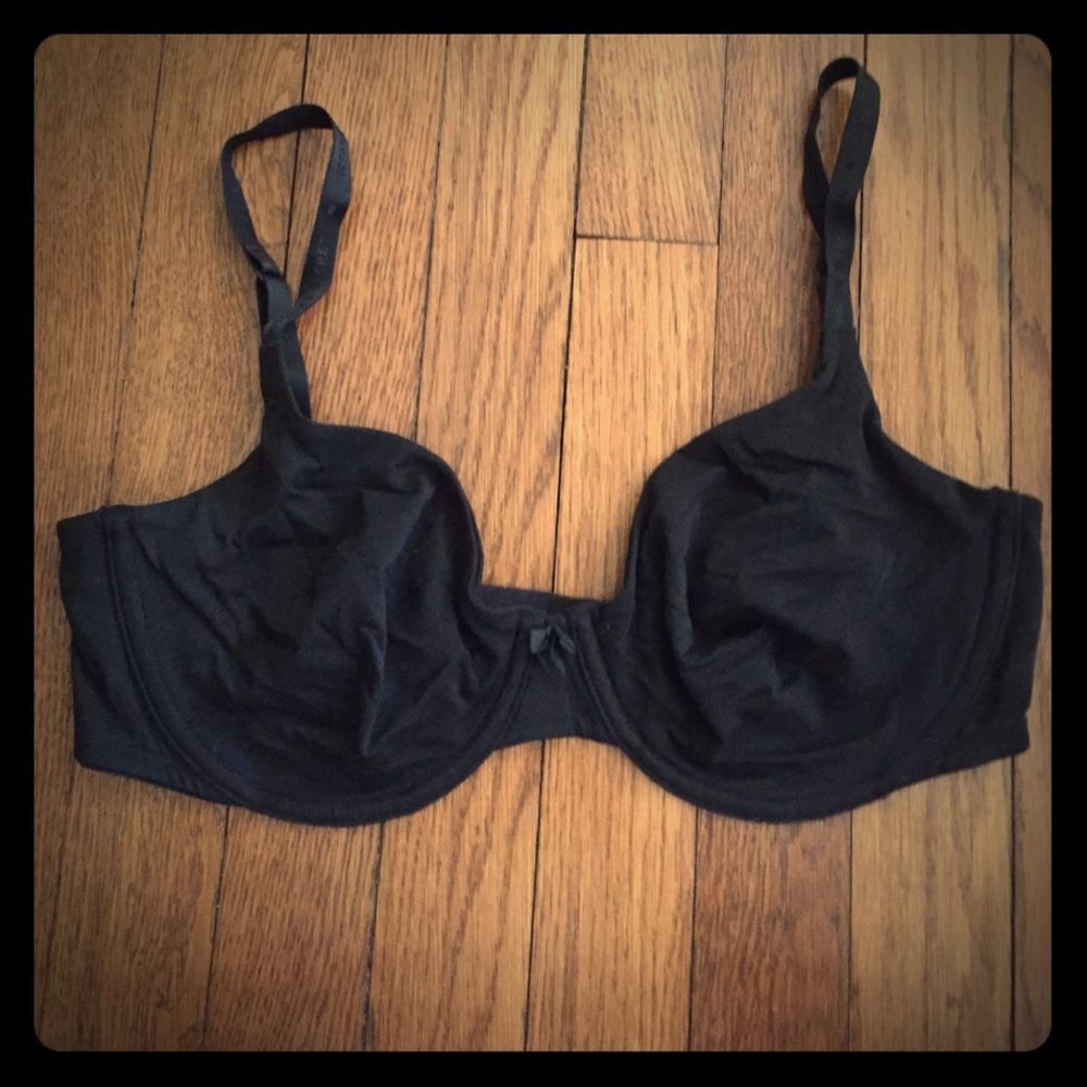 NWOT Victoria's Secret unlined perfect coverage