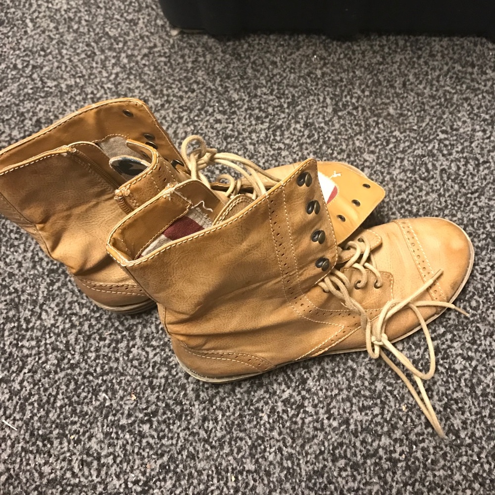 Tan combat boots