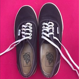 Vans Women's size 7 navy blue low top