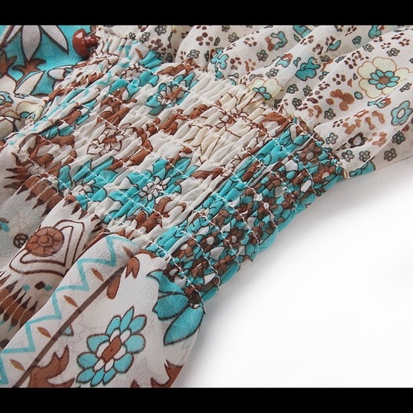 Bohemian floral maxi dress - Picture 3 of 4