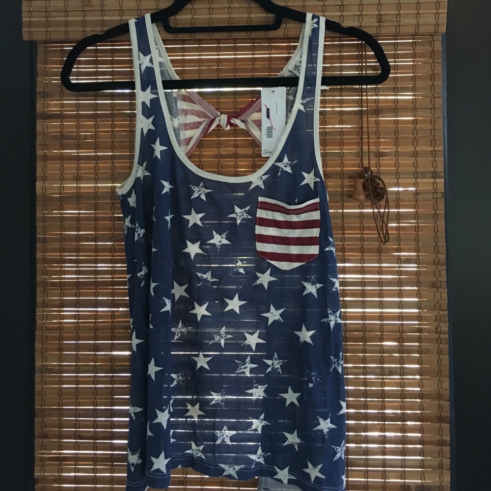 Patriotic tank