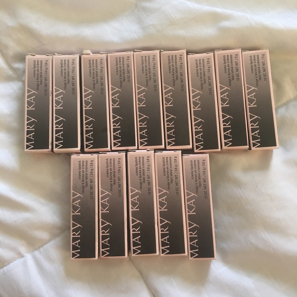 NIB Mary Kay Creme Lipstick (Various Colors)