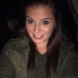 Meet your Posher, Leah