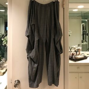 PANTS BY NICHE