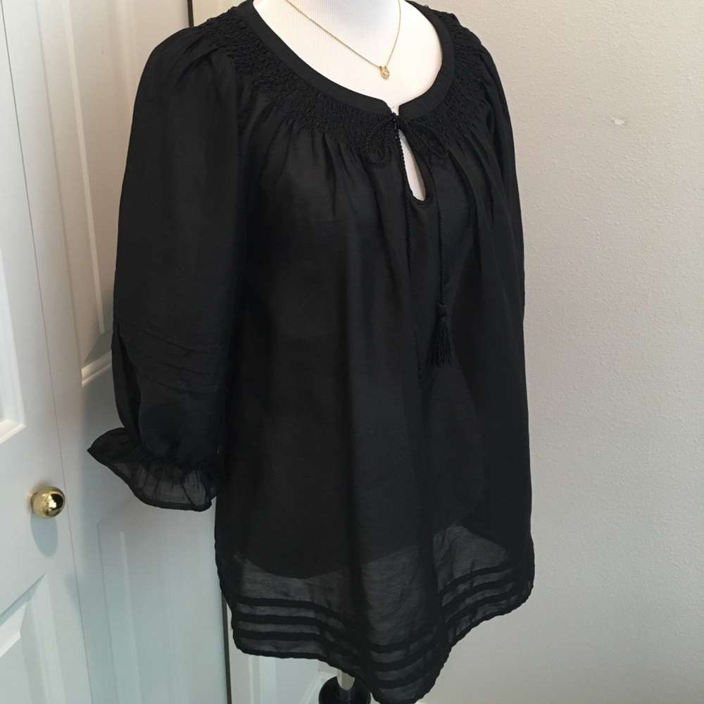 EUC H & M black sheer tunic size 8/ER 38