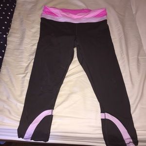 Lululemon inspire crop