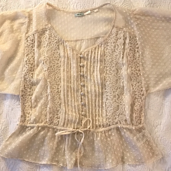 SOLD UO Kimchi Blue Ivory Cute Blouse - Picture 2 of 8