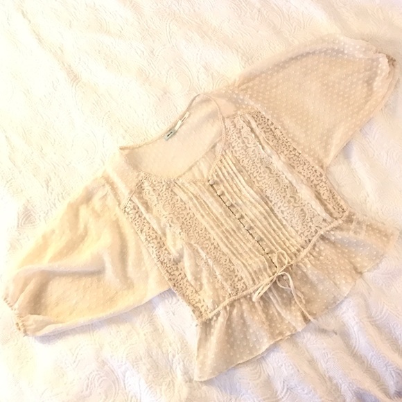 SOLD UO Kimchi Blue Ivory Cute Blouse - Picture 5 of 8