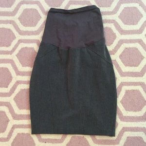 Grey pencil skirt