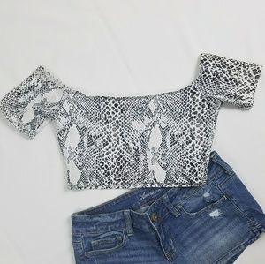 AMERICAN APPAREL Snakeskin Off Shoulder Crop Top