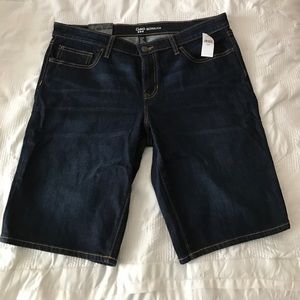 Gap Women's Bermuda Shorts