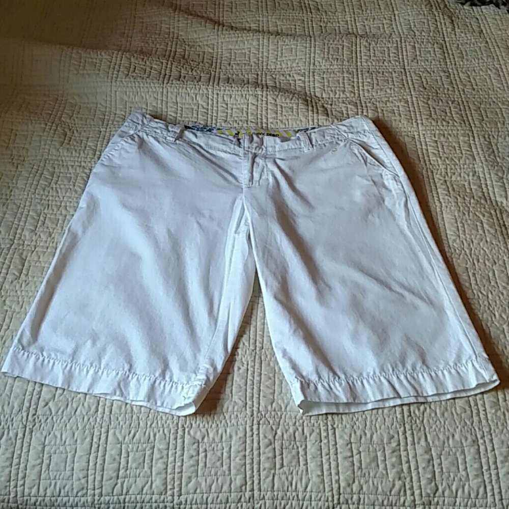 Old Navy Bermuda