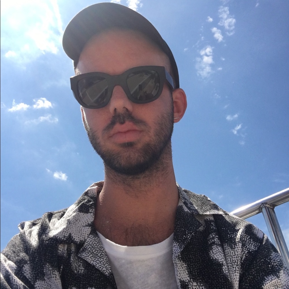 Meet your Posher, Zach